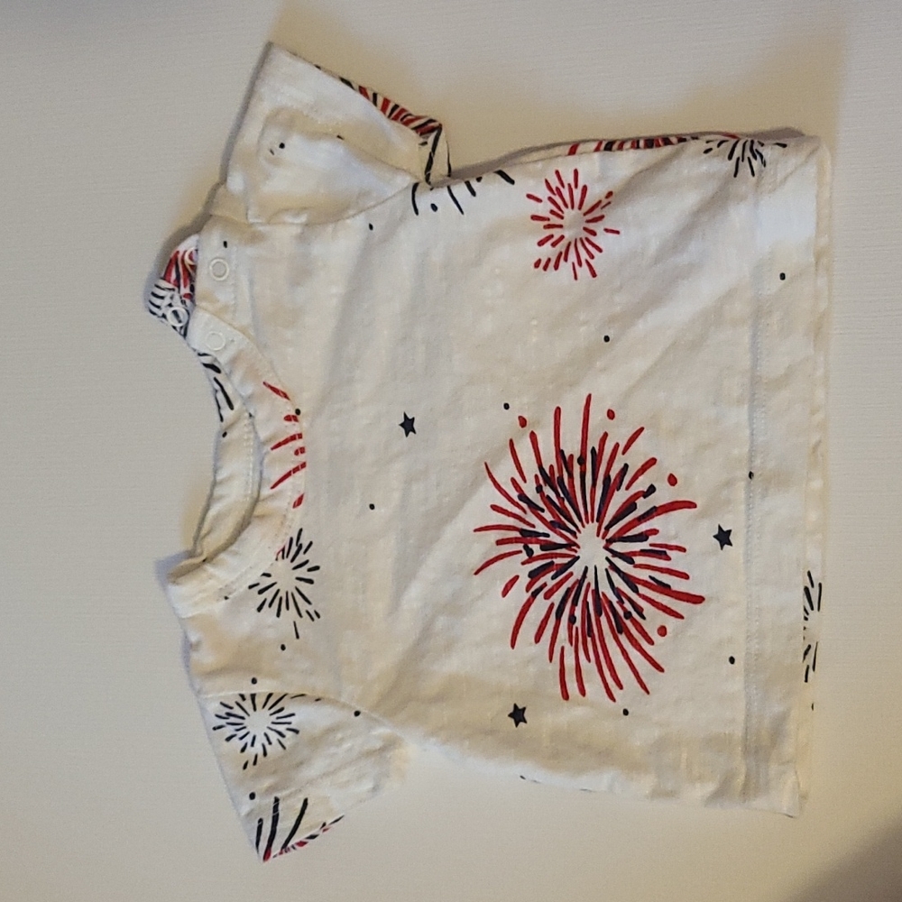 Monica and andy 0-3 month fireworks tee